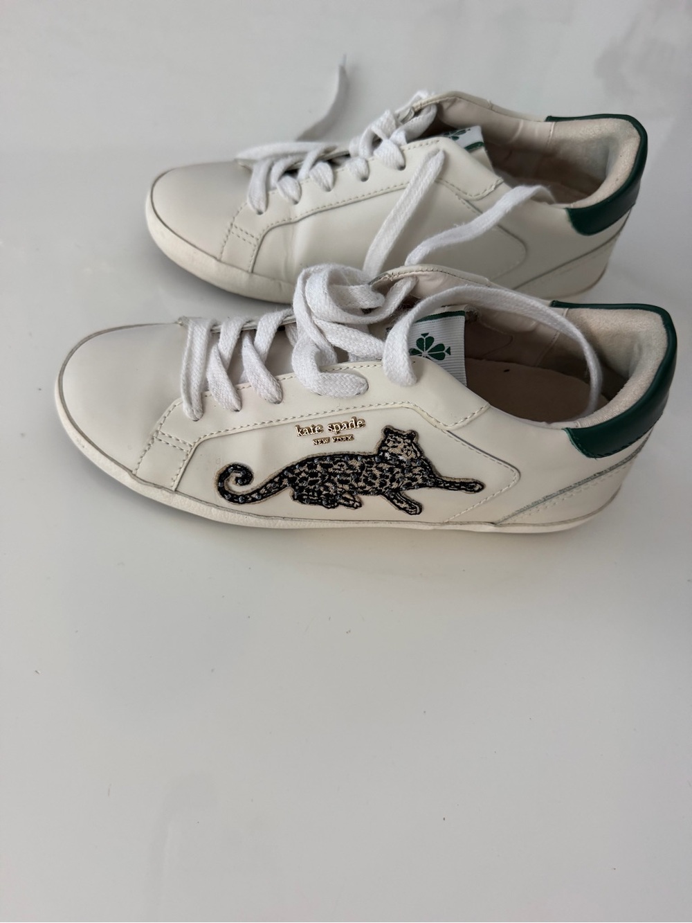 Kate Spade Ace Leopard Leather Sneakers White Green Beaded Cat Shoes Sz 7 EUC